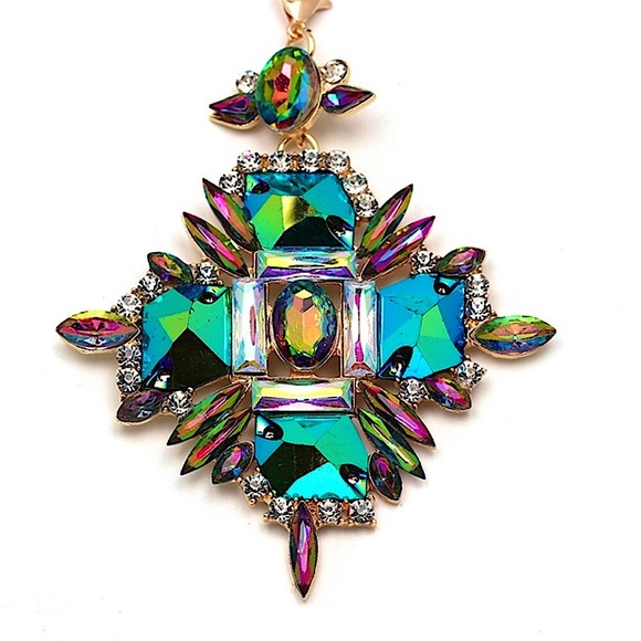 Colorful crystal statement necklace - Picture 4 of 9